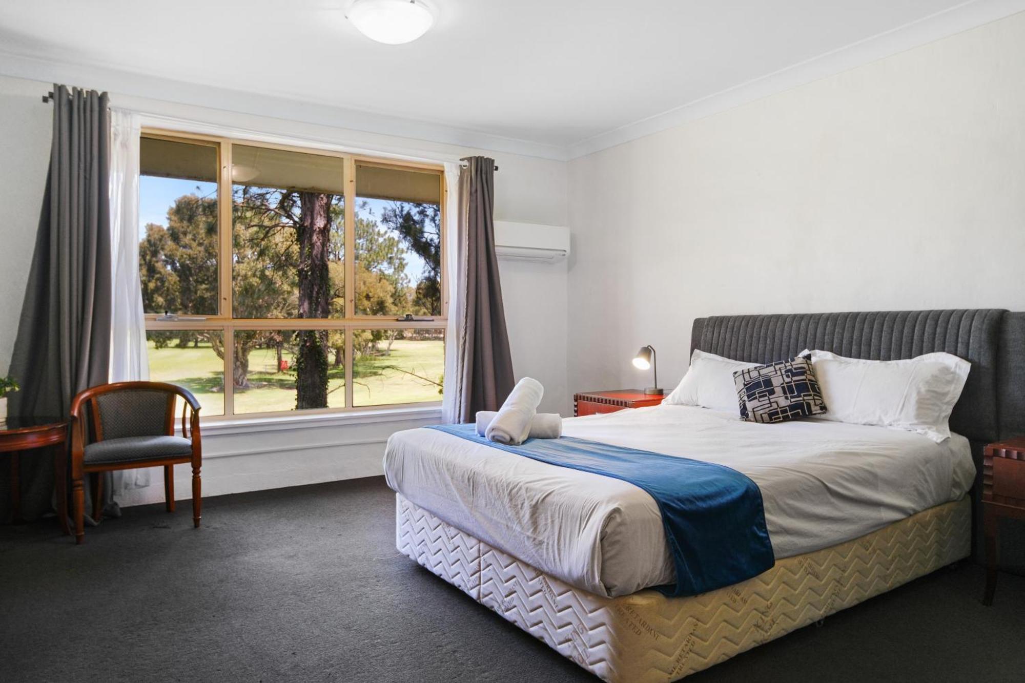 Golf Place Inn Wollongong Primbee Экстерьер фото